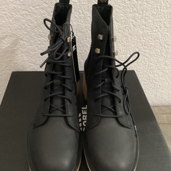 SOREL Hi-Line Waterproof Lace-Up Boot (Women) 9M - Picture 9 of 12